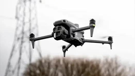 DJI Matrice 4T in volo